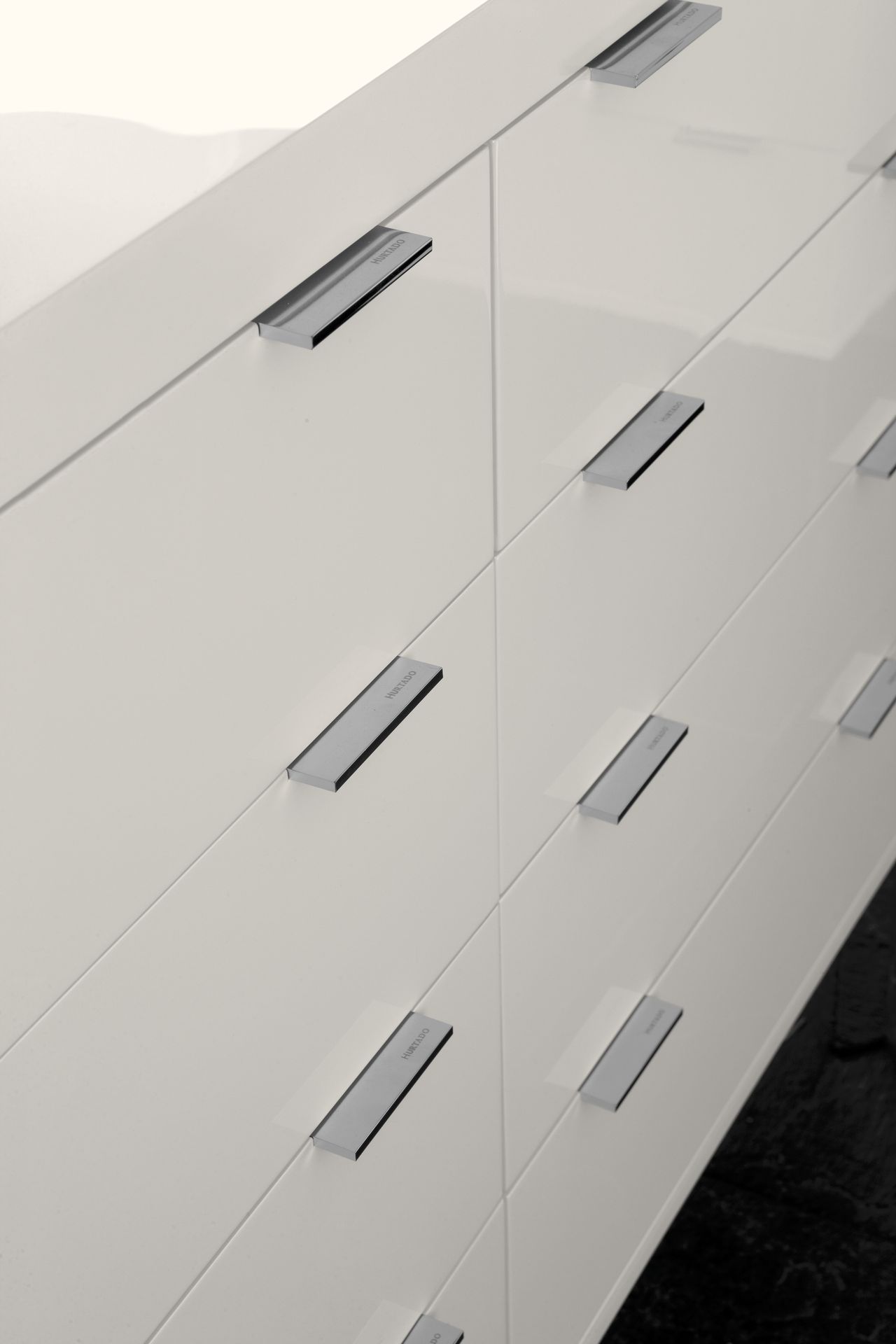 Деревянный комод Hurtado CITY ARCH-00047870 - Вид №1