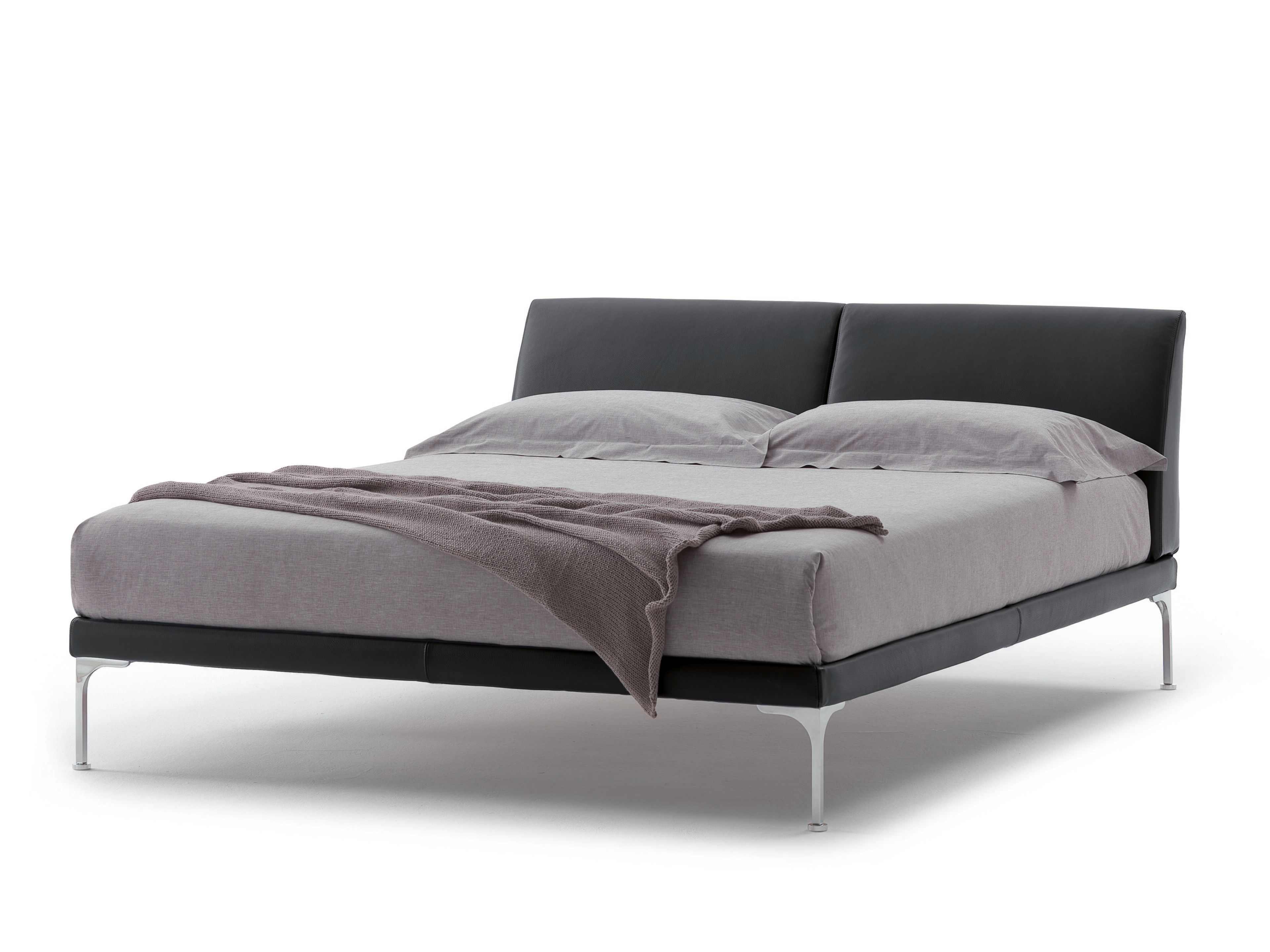 Кожаная двуспальная кровать с мягким изголовьем GRUPPO FOX ночь Фокса ARCH-00140926