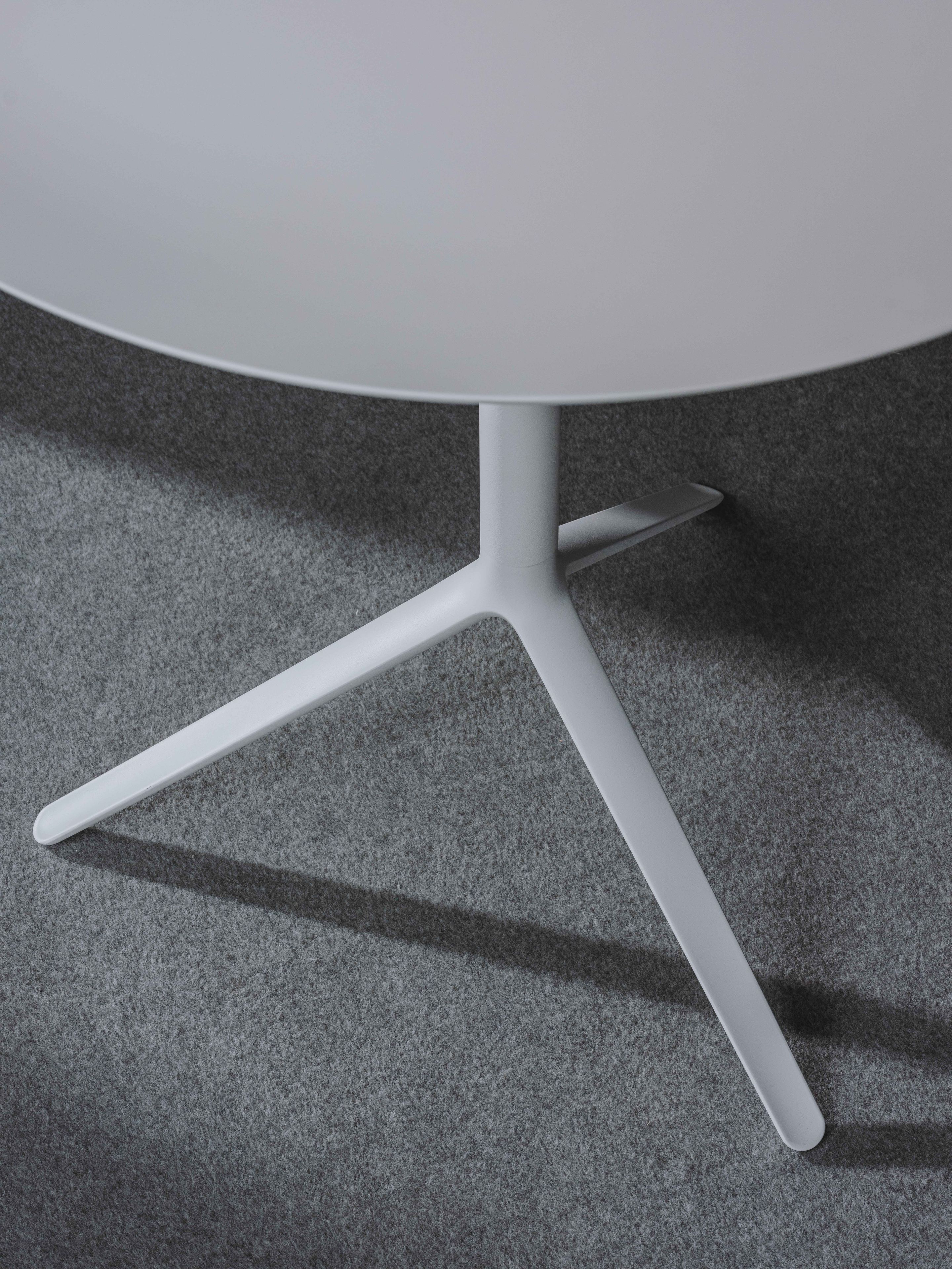 Алюминиевая регулируемая высота журнальный столик Andreu World Triada ARCH-00132667 - Вид №4