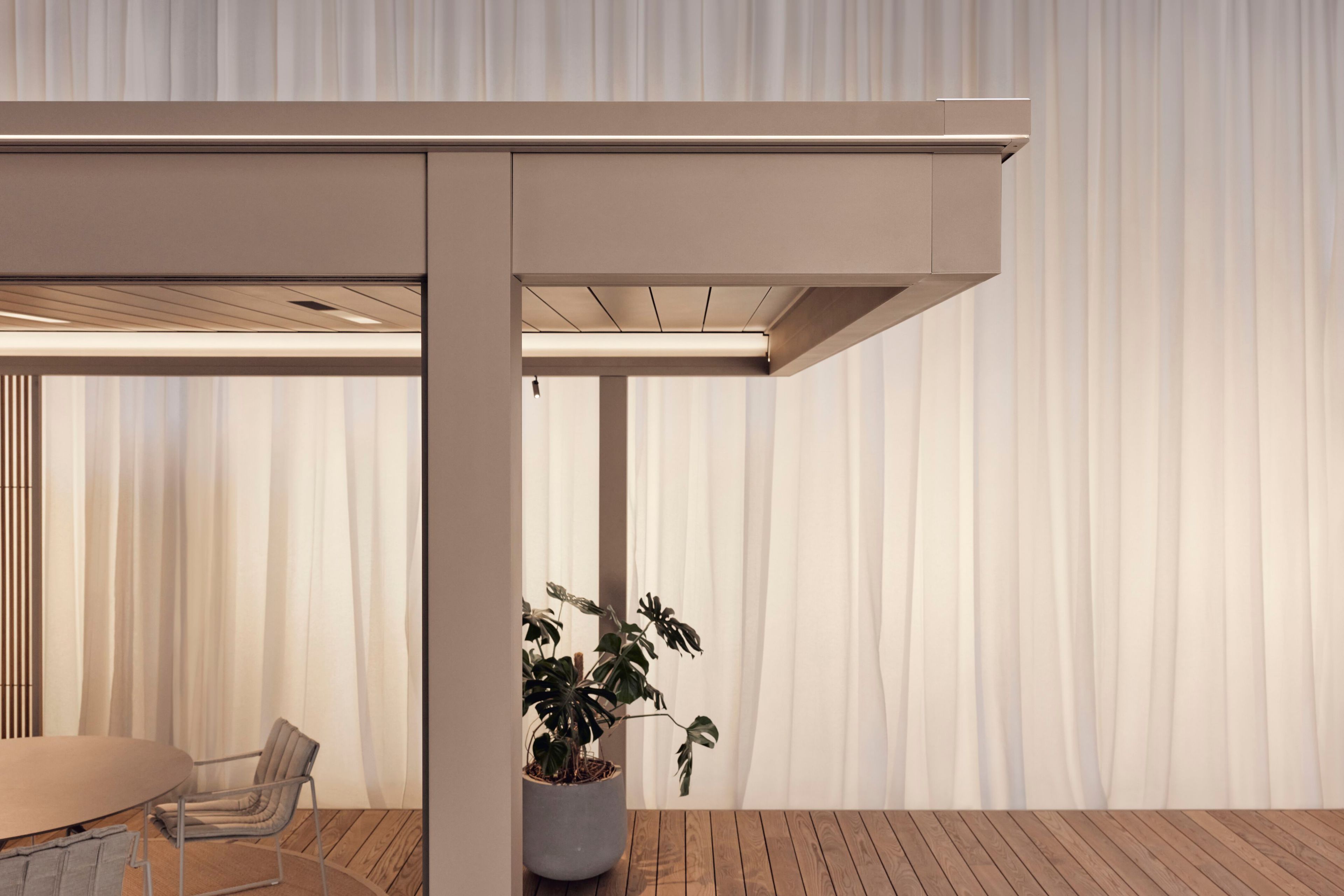 Биоклиматическая пергола из алюминия RENSON AMANI ARCH-00088100 - Вид №6