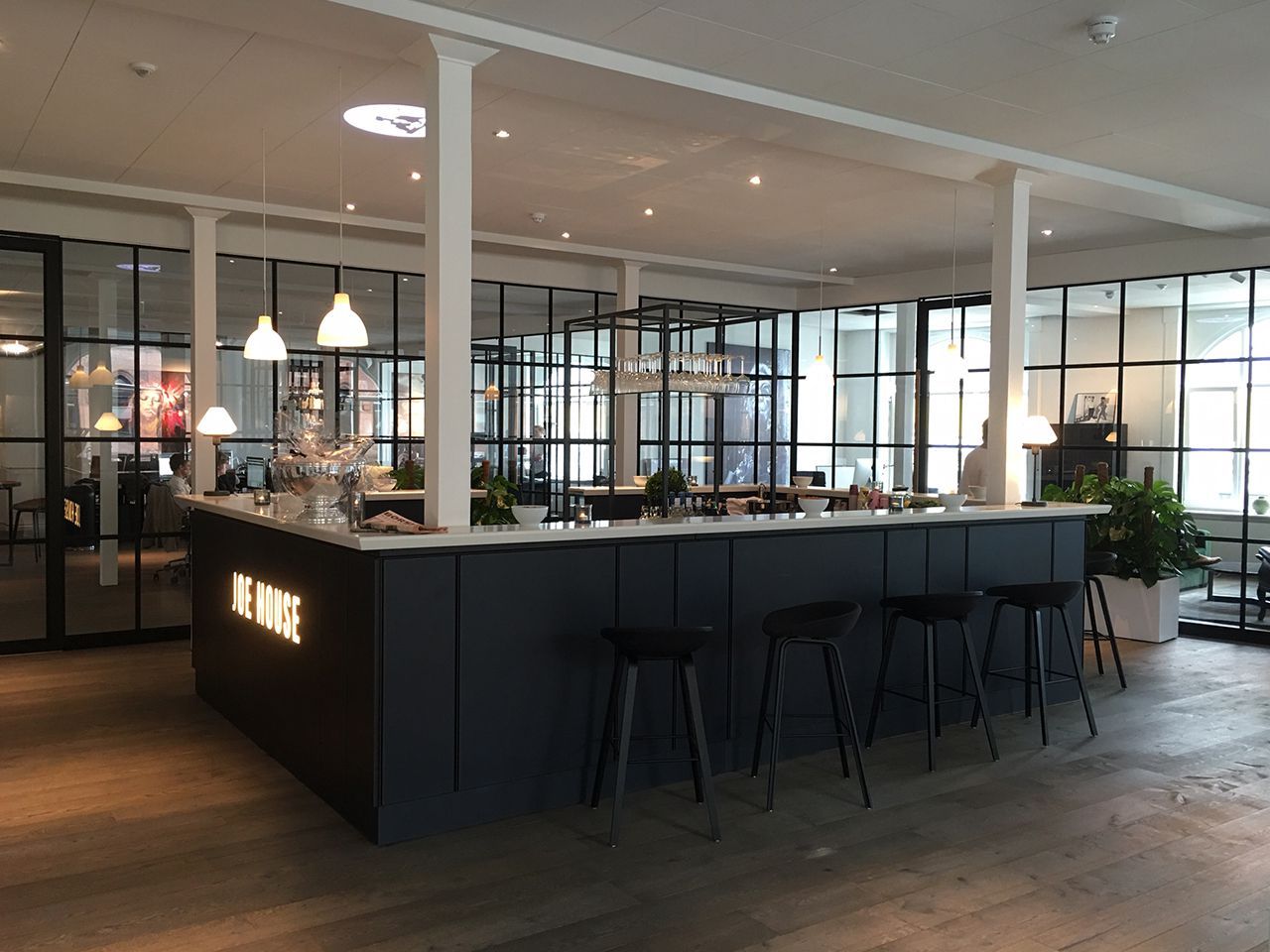 Дубовый паркет Dennebos Flooring Dark ARCH-00064383 - Вид №2