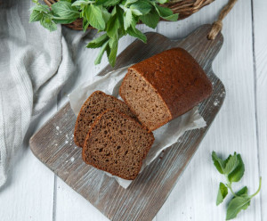 4833 Хлеб бездрожжевой с солодом и медом на собственной закваске Вкусляндия