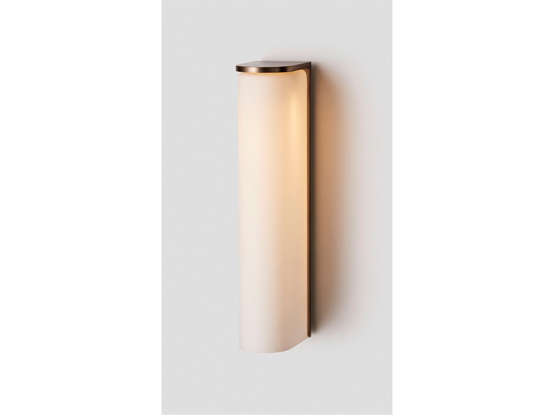 Настенный светильник из дутого стекла Articolo Studios Slim ARCH-00123039