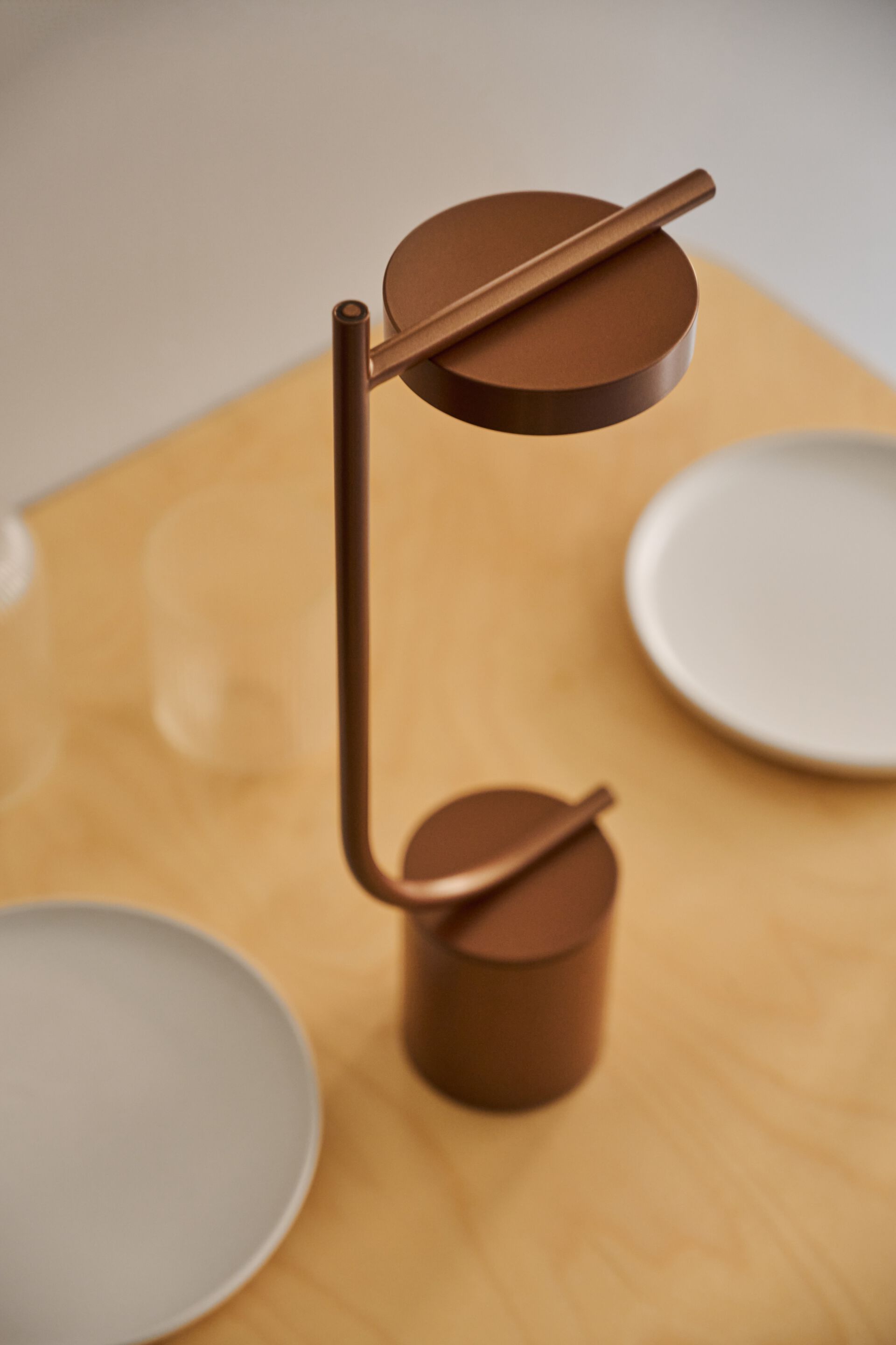 Настольная лампа с зарядкой от USB Grupa Igram ARCH-00107755 - Вид №20