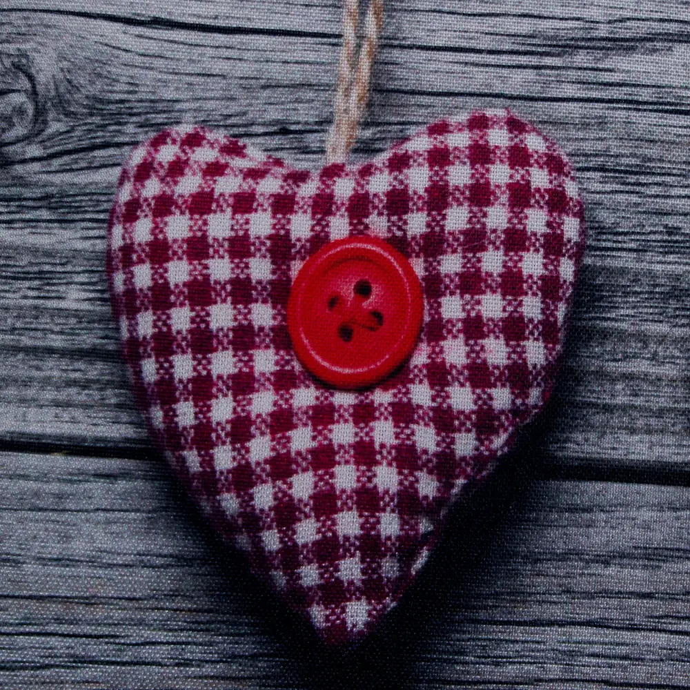 Подушка «Четыре сердца» 40х40 см SEASONS STLM-2182119 - Вид №2