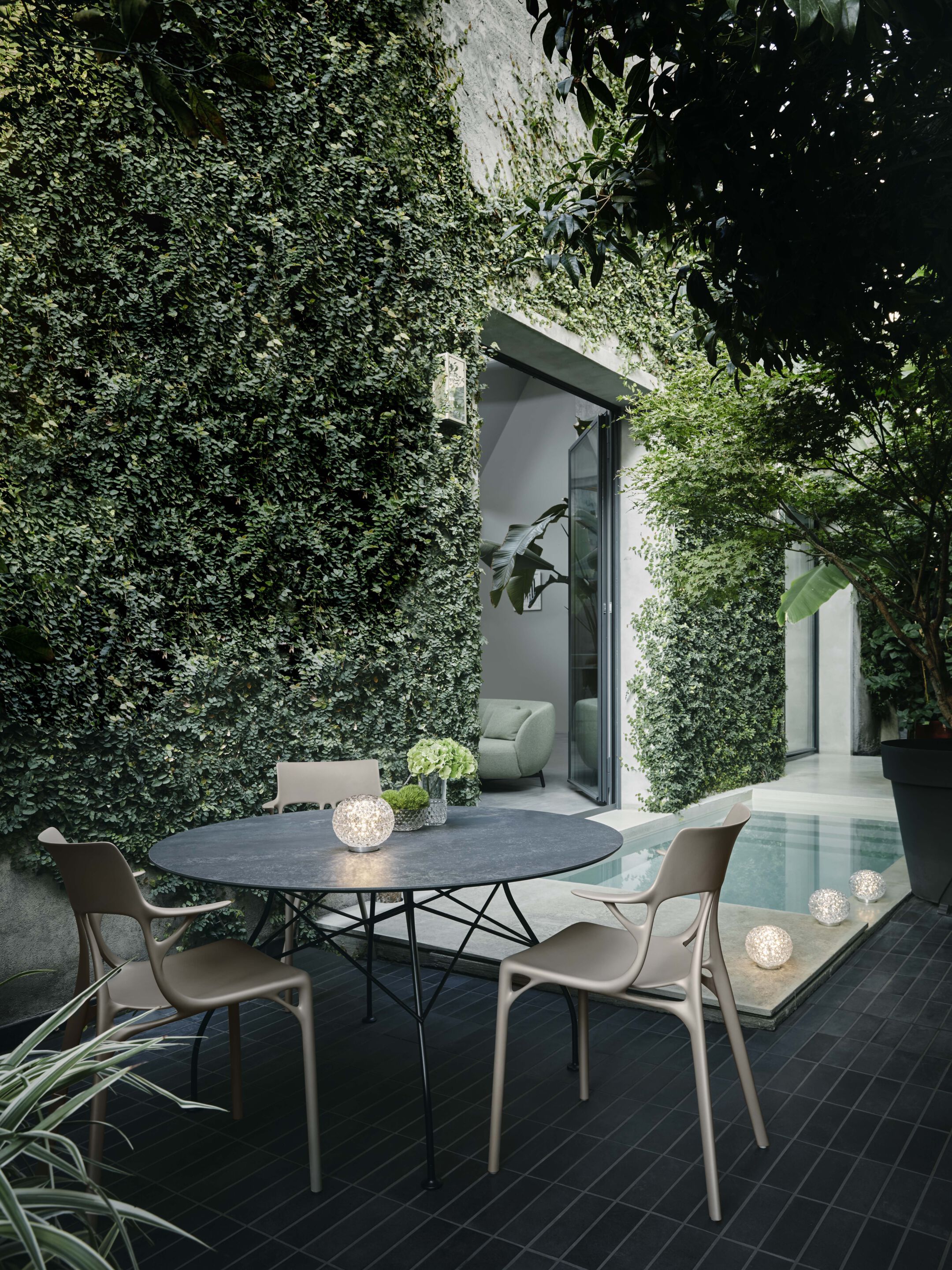 Круглый садовый стол со стальным основанием и столешницей из керамогранита Kartell GLOSSY ARCH-00030876 - Вид №5