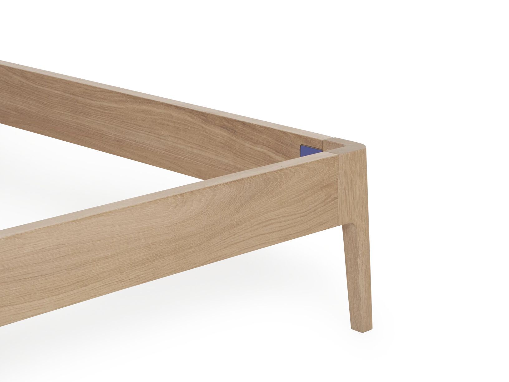 Деревянная двуспальная кровать Noah Living белье ARCH-00103819 - Вид №9