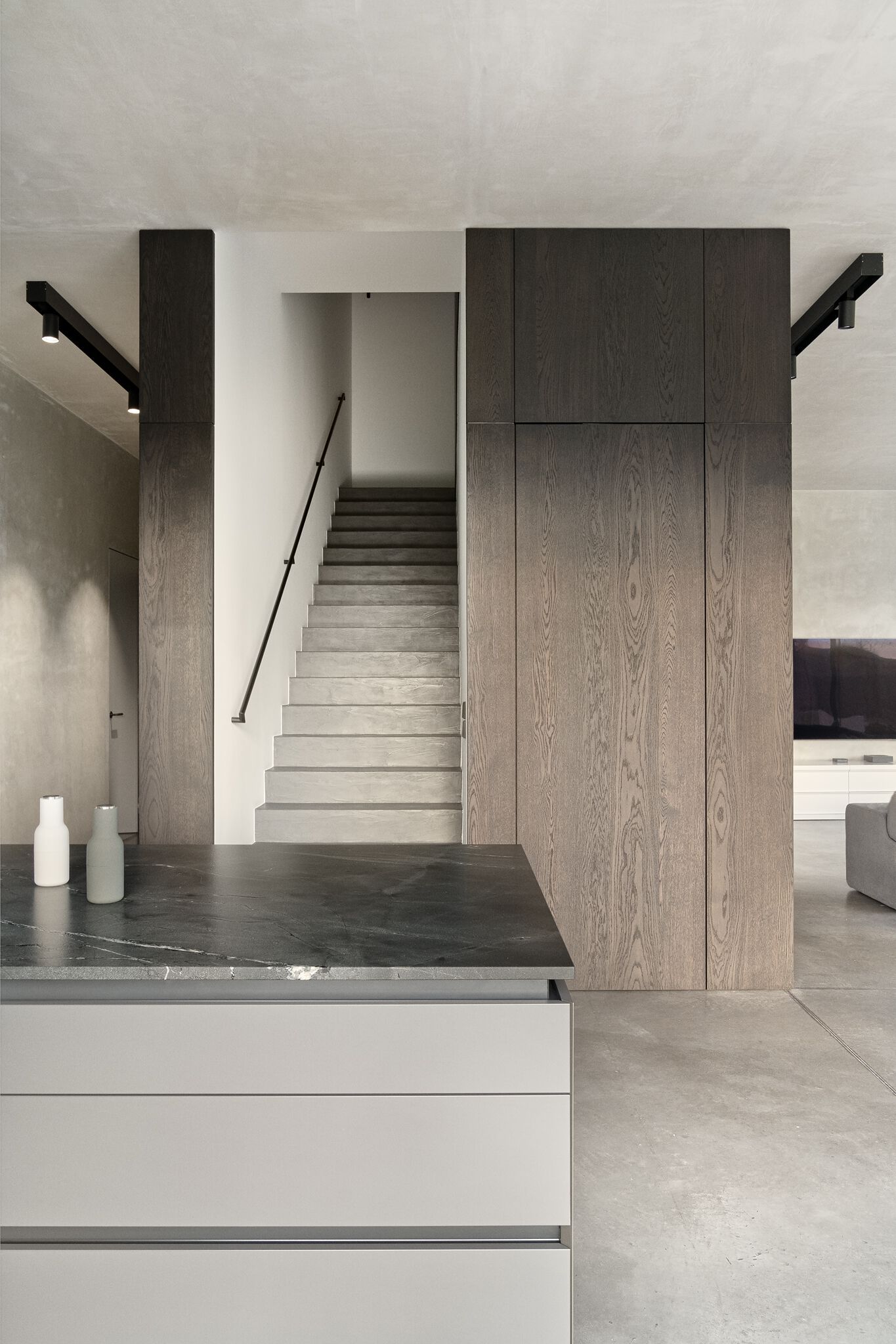 Деревянная кухня с островом на заказ Zajc Z1 ARCH-00029762 - Вид №1