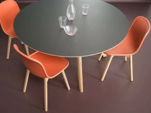 Forbo Стол со столешницей покрыт линолеумом Furniture linoleum desktop