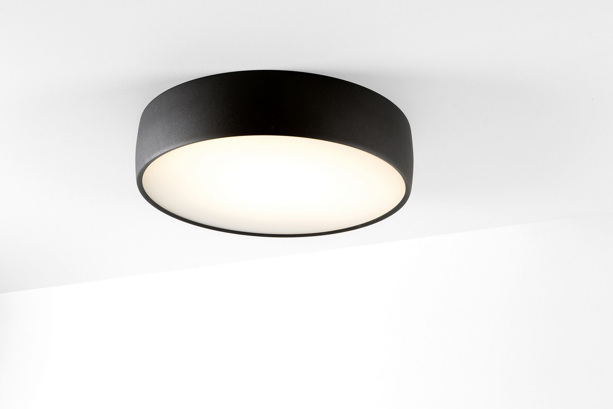 Светодиодный потолочный светильник Modular Lighting Instruments Плоская луна ARCH-00037768 - Вид №7