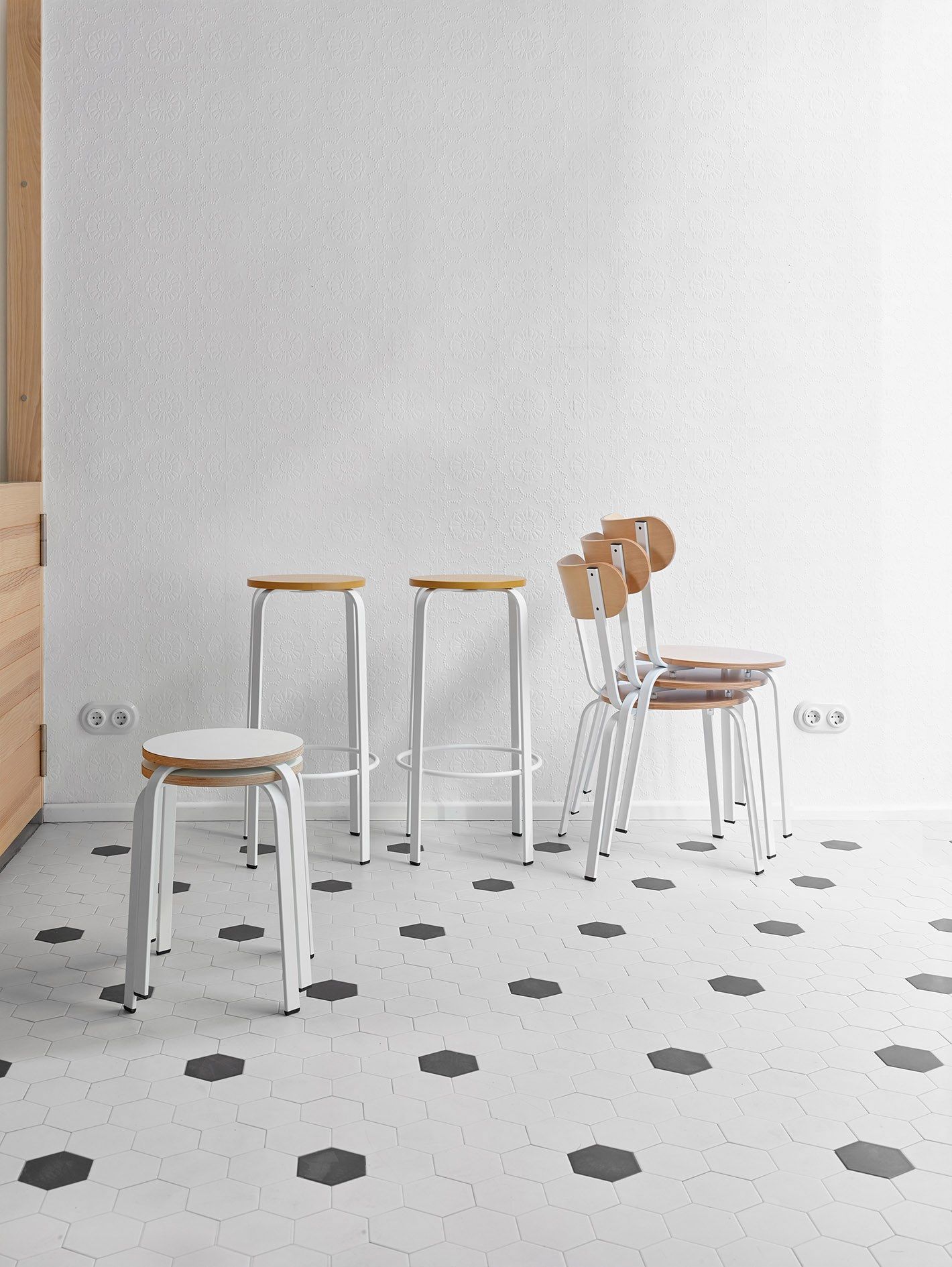 Высокий стул с подставкой для ног ONDARRETA CHICO ARCH-00098592 - Вид №7