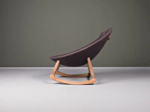 HOOKL und STOOL Эргономичное кресло-качалка из дерева с высокой спинкой Minas