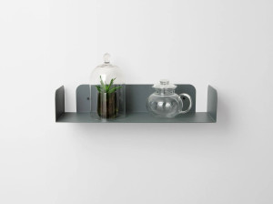 Металлическая полка