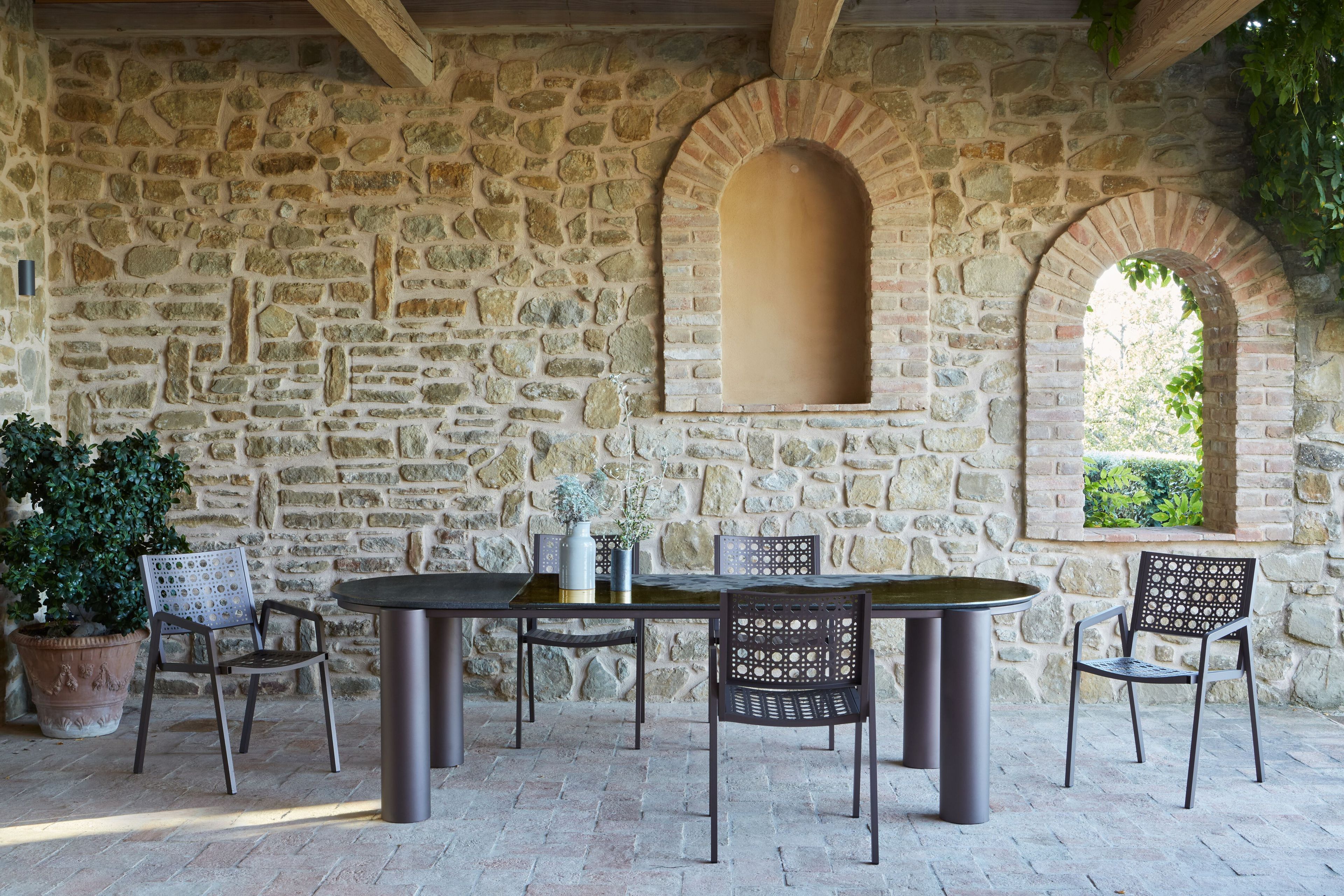 Садовый стол из фаянса и нержавеющей стали DOMIZIANI современный ARCH-00066840 - Вид №1