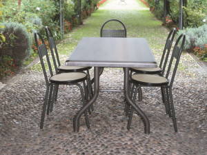 Стальной стол с алюминиевой столешницей