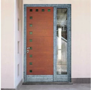 CARMINATI SERRAMENTI Входная дверь из красного дерева для улицы Porte e portoni d'ingresso in legno