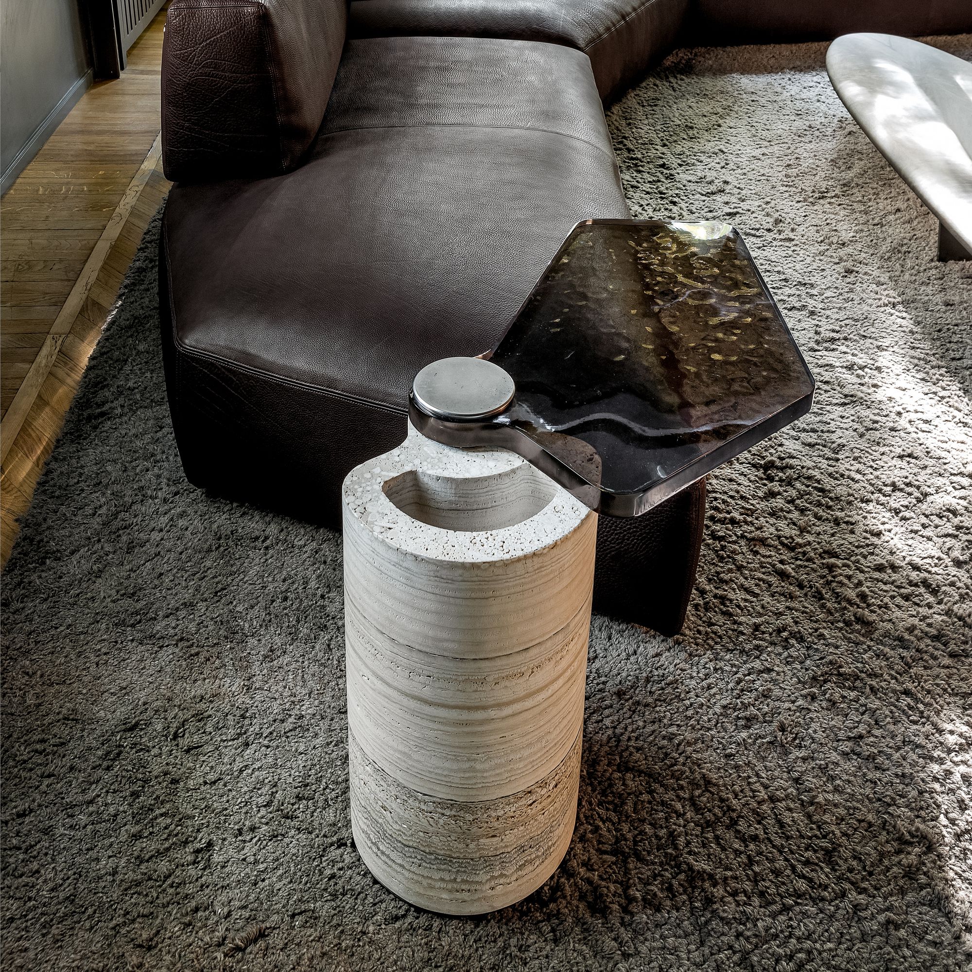 Журнальный столик из камня Раполано и топ из литого стекла Henge PLYNTO ARCH-00056423 - Вид №1