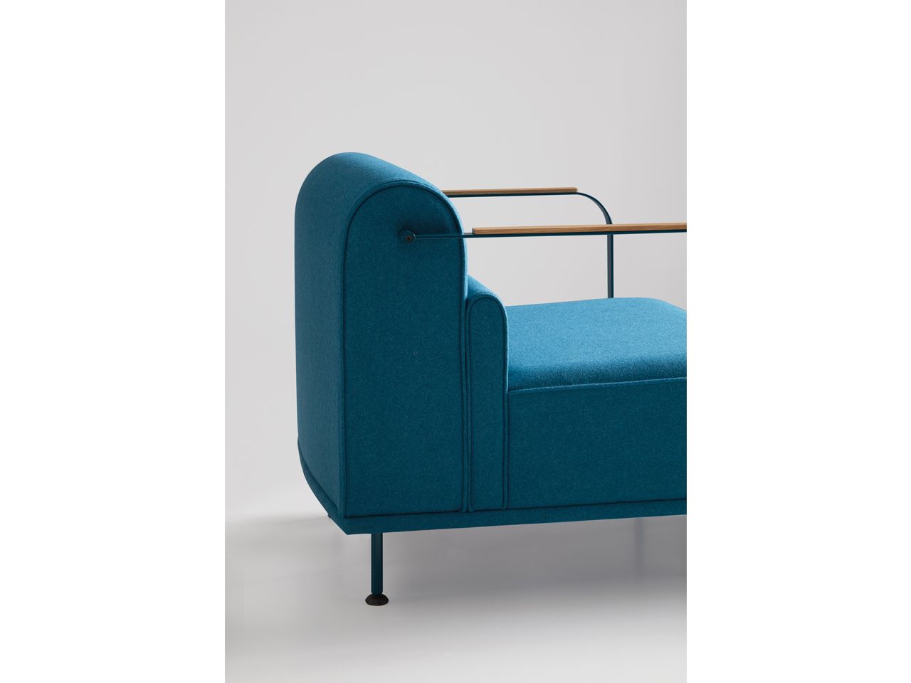 Тканевое кресло с подлокотниками Mobboli Alpe ARCH-00105279 - Вид №9