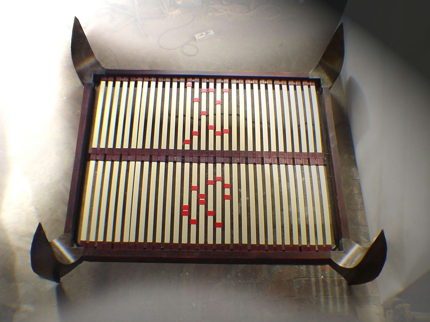 Двуспальная кровать ICI ET LÀ Metal furniture ARCH-00061201