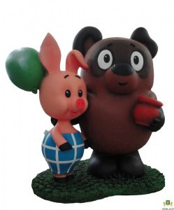 10701 ВИННИ ПУХ с ПЯТАЧКОМ, скульптура из бетона LAB.Space  - Вид №2