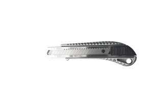 16503560 Нож со сменным лезвием 18мм, алюминиевый корпус, кнопка Easy Slider 600507 Монтажник