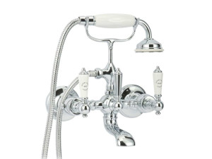Настенный смеситель для ванны с ручным душем