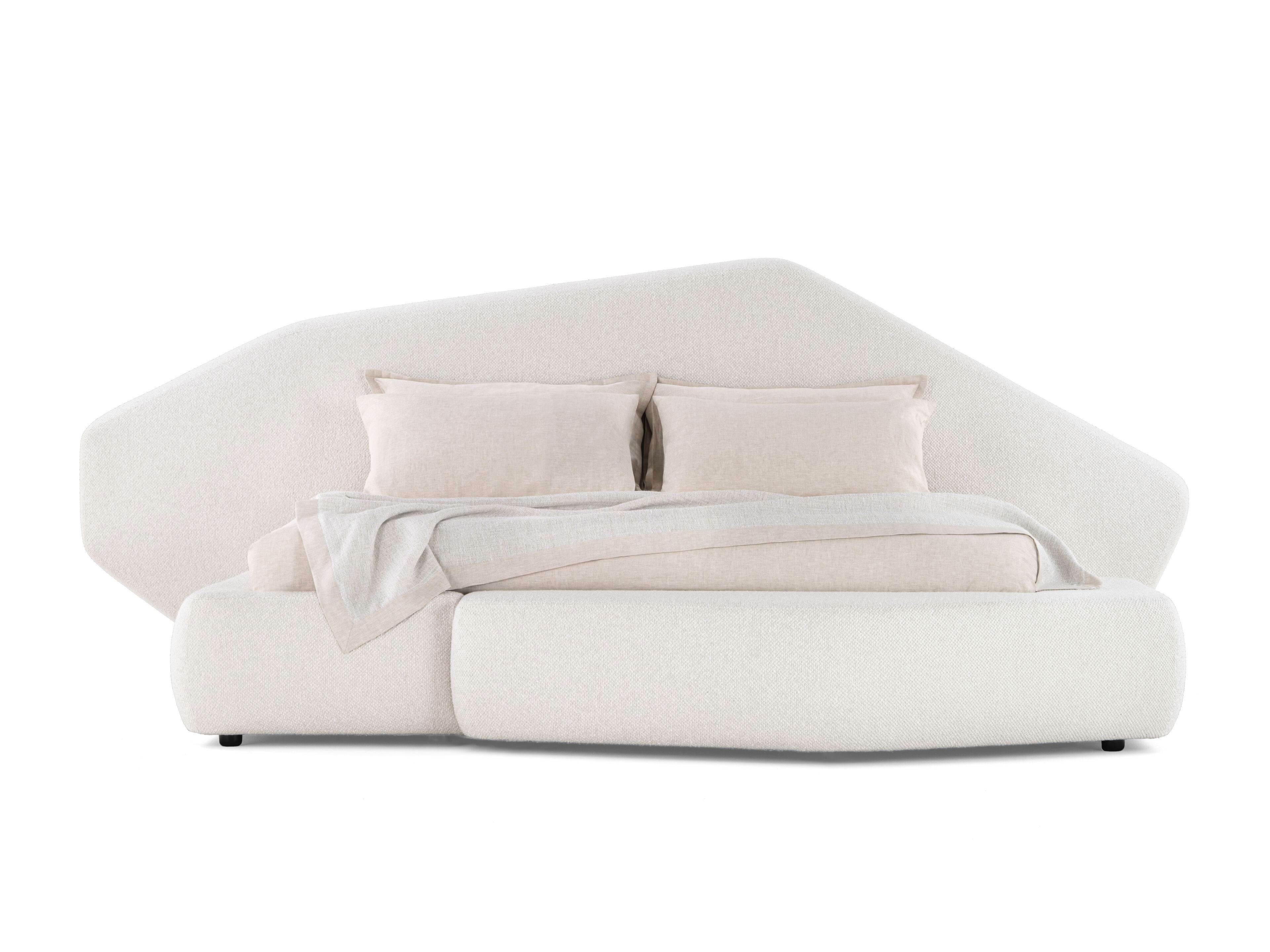 Двуспальная мягкая кровать из ткани Visionnaire Neolito ARCH-00094948