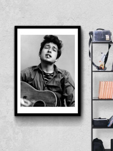 90063182 Постер Просто Постер Боб Дилан с гитарой 60x90 в подарочном тубусе Металл STLM-0098745 ПРОСТОПОСТЕР