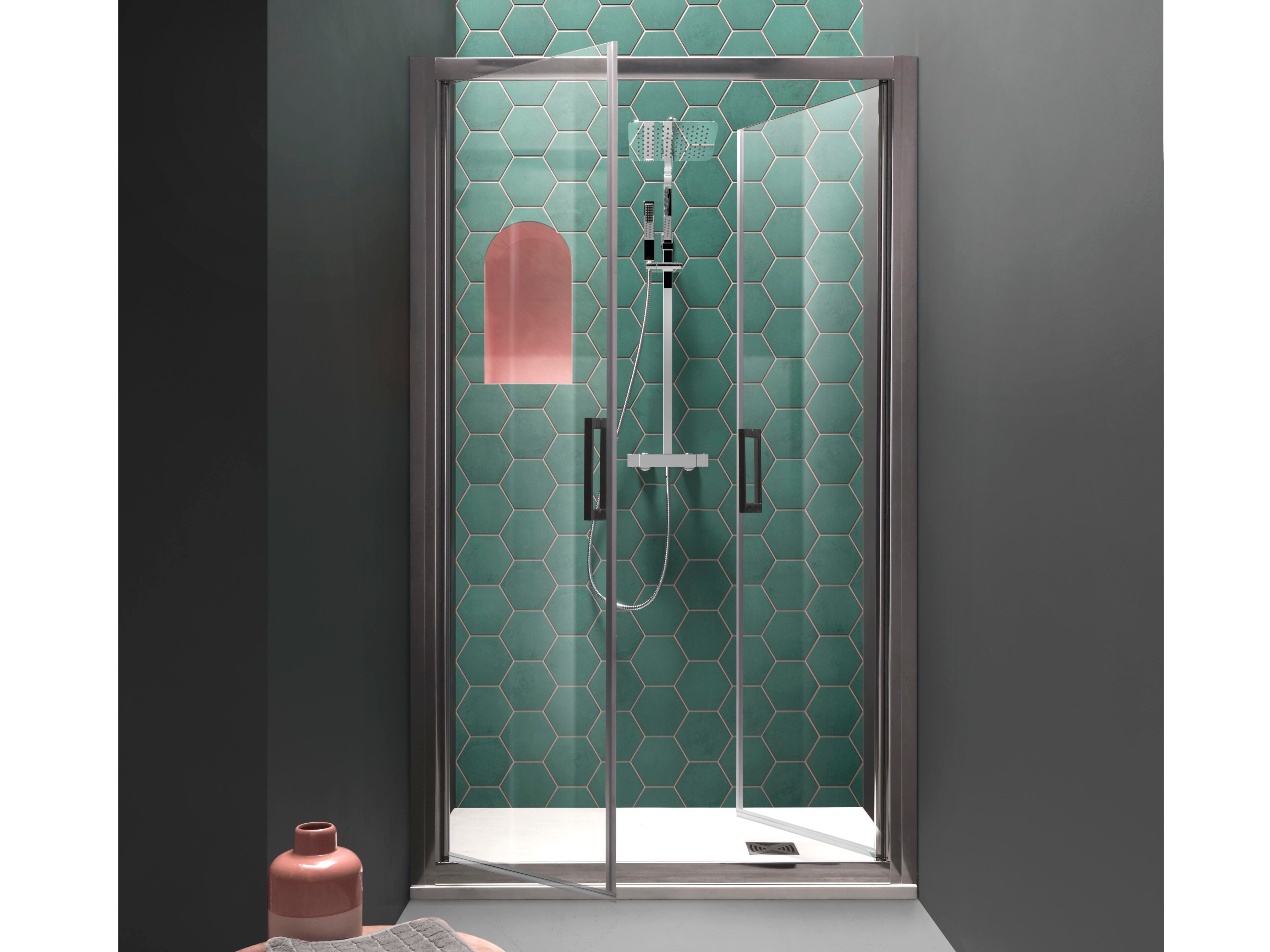 Алюминиевая и стеклянная нишевая душевая кабина с распашной дверью TAMANACO FPSL60 ARCH-00049456