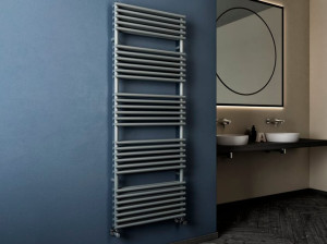 Настенный вертикальный полотенцесушитель