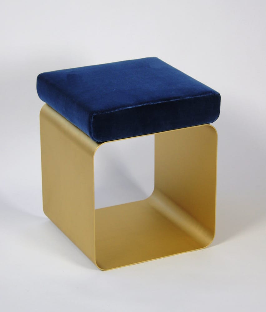 Низкий стул из листового металла с мягким сиденьем Medulum SISSI ARCH-00074552 - Вид №3