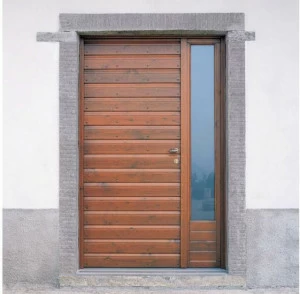 CARMINATI SERRAMENTI Наружная деревянная входная дверь со стеклянными панелями Porte e portoni d'ingresso in legno