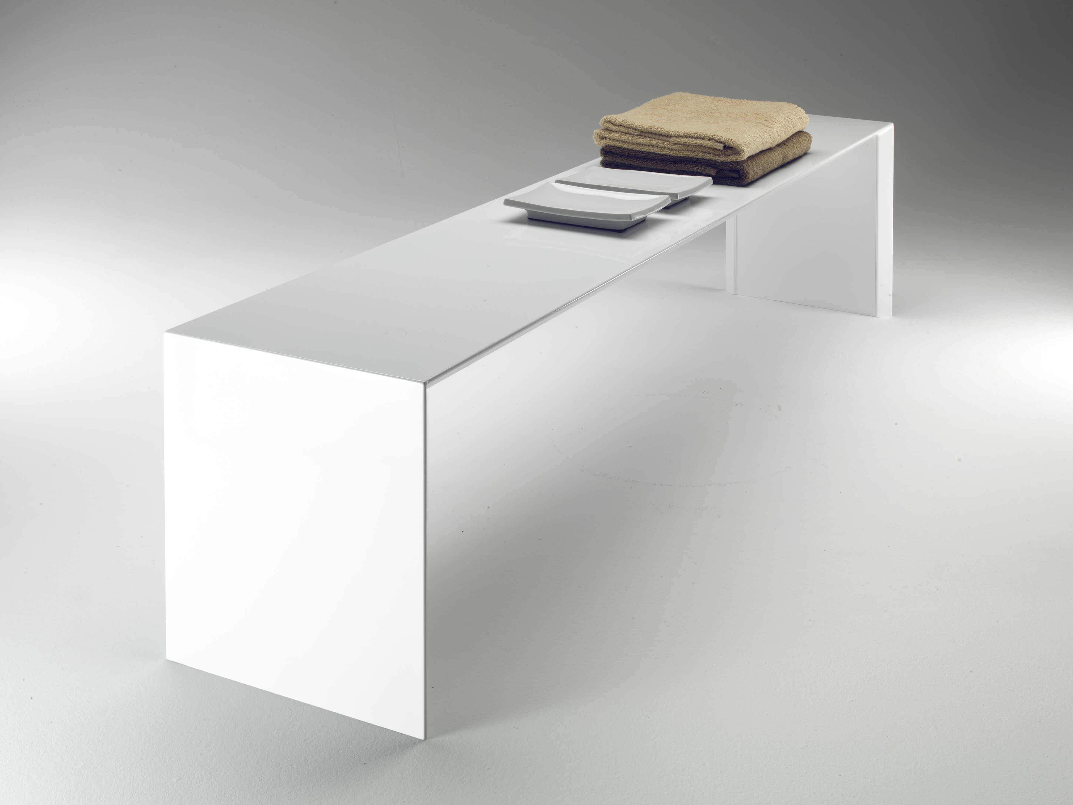 Алюминиевая электрическая скамья полотенцесушитель Tubes Plug &amp ARCH-00130712