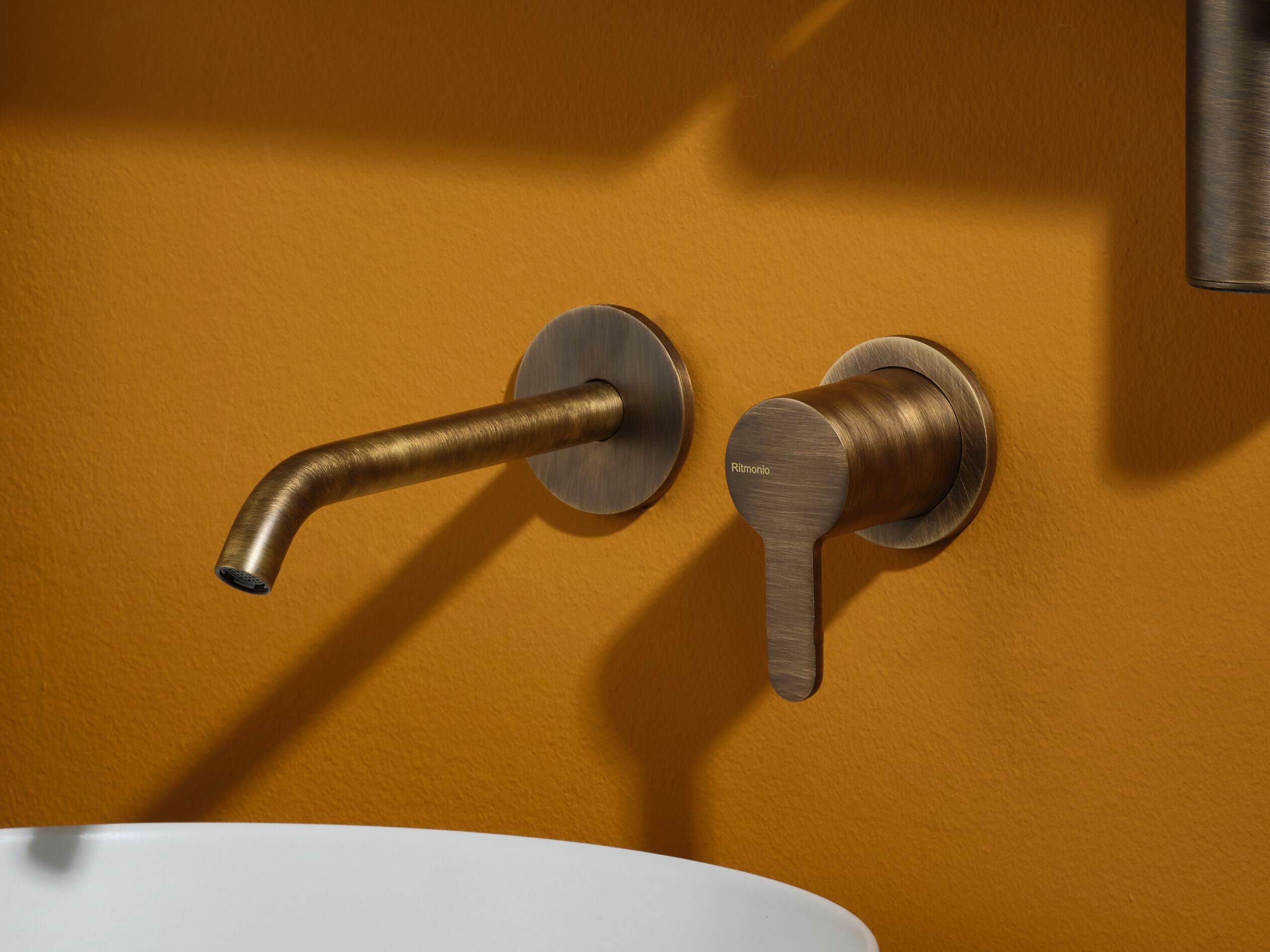 Настенный однорычажный смеситель для раковины Ritmonio Diametro35 Elegance ARCH-00105463 - Вид №1
