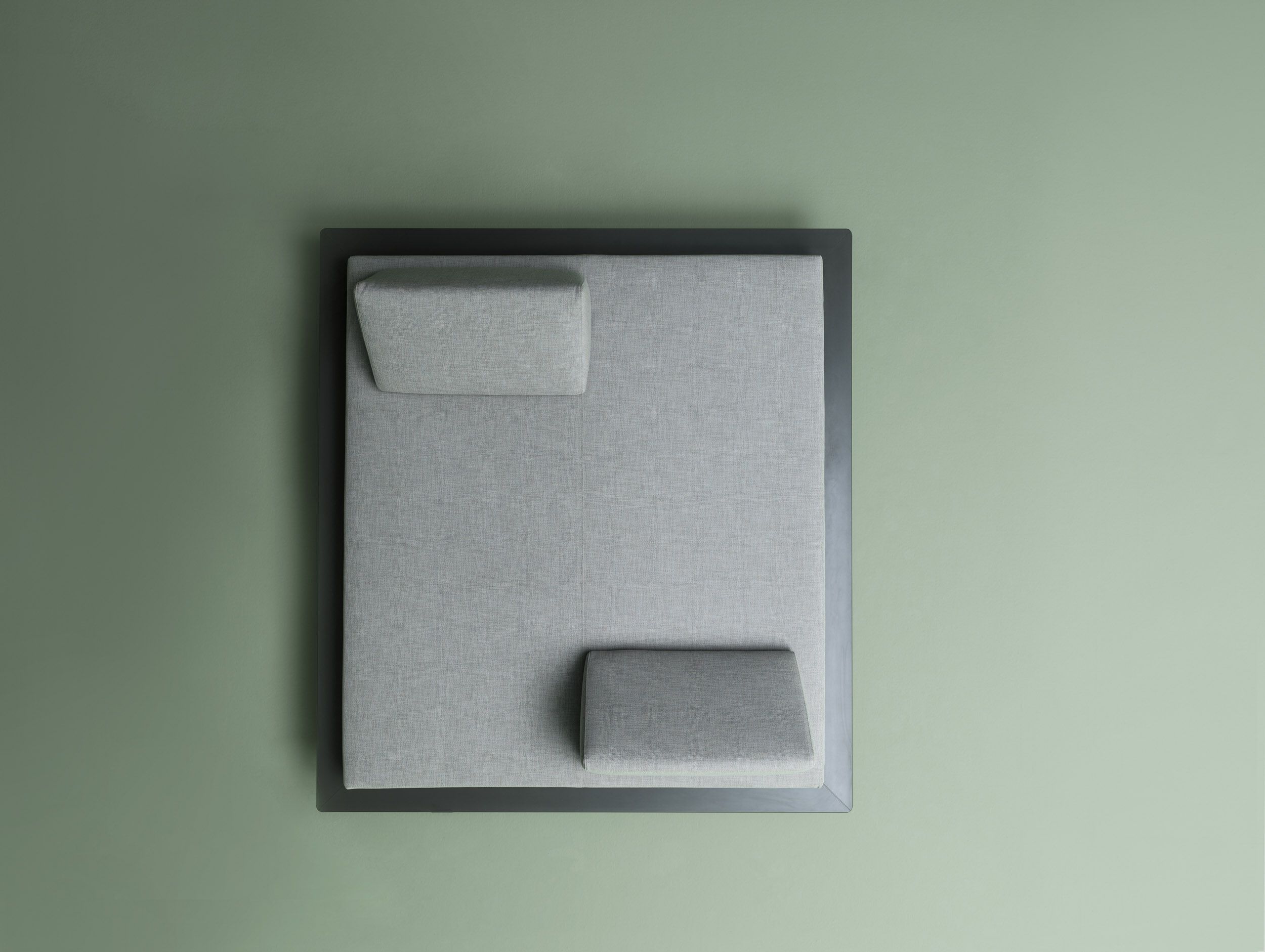 Садовая кровать из акриловой и алюминиевой ткани Varaschin Sunmoon ARCH-00031293 - Вид №2