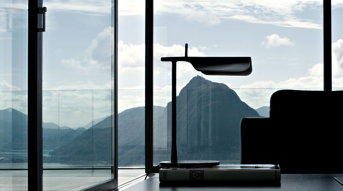 Литой алюминиевый светодиодный настольный светильник In Stock Flos ARCH-00092689 - Вид №1