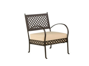 Металлический садовый стул с подлокотниками