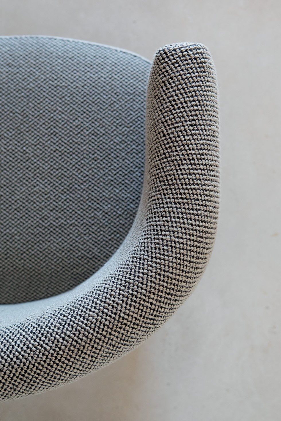 Тканевое кресло с подлокотниками Lebom Jumbo ARCH-00079552 - Вид №1