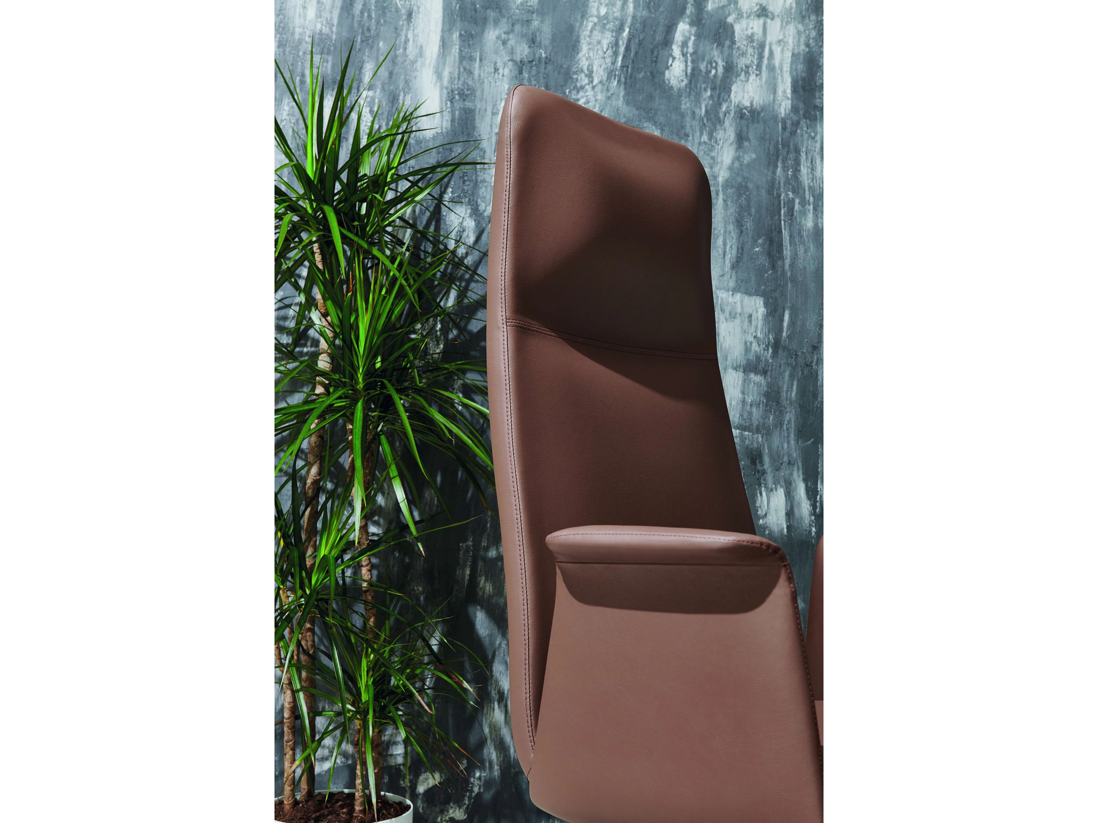 5-спицевое вращающееся офисное кресло с высокой спинкой AP Factor Гавана ARCH-00104706 - Вид №4