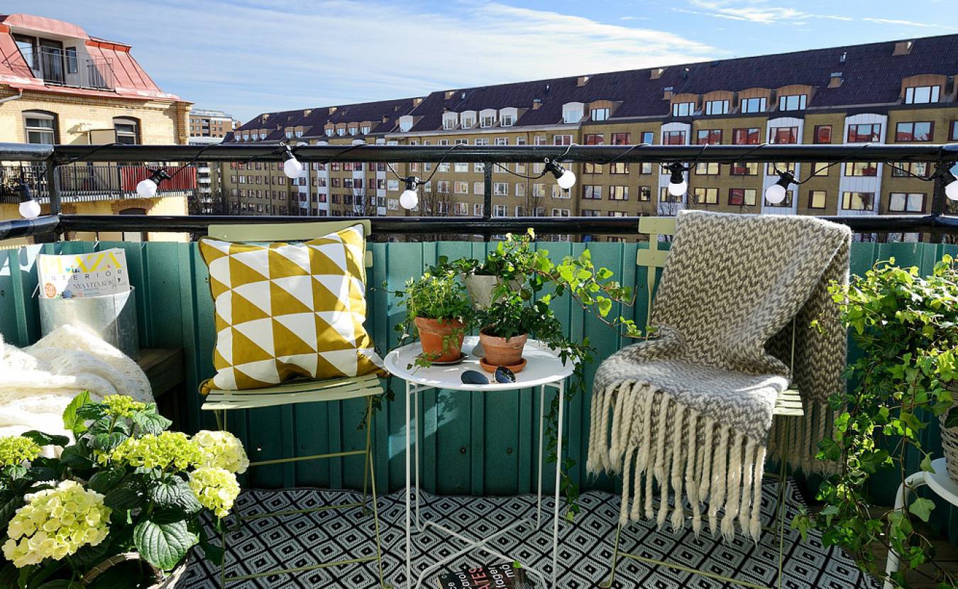 Отделка балкона: интересные идеи, красивые и недорогие решения, фото
