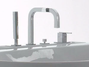 ZAZZERI Комплект для ванны с ручным душем на 4 отверстия Soqquadro