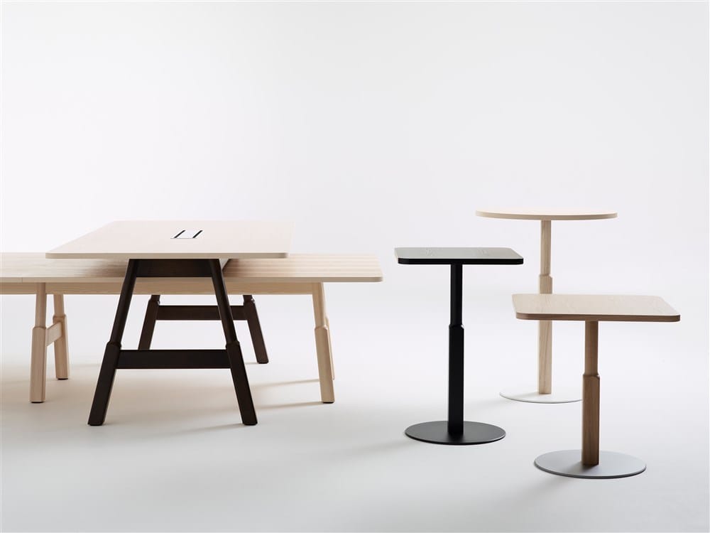 Деревянный прямоугольный стол для совещаний с системой люверсов Karl Andersson Woodwork ARCH-00066020 - Вид №1