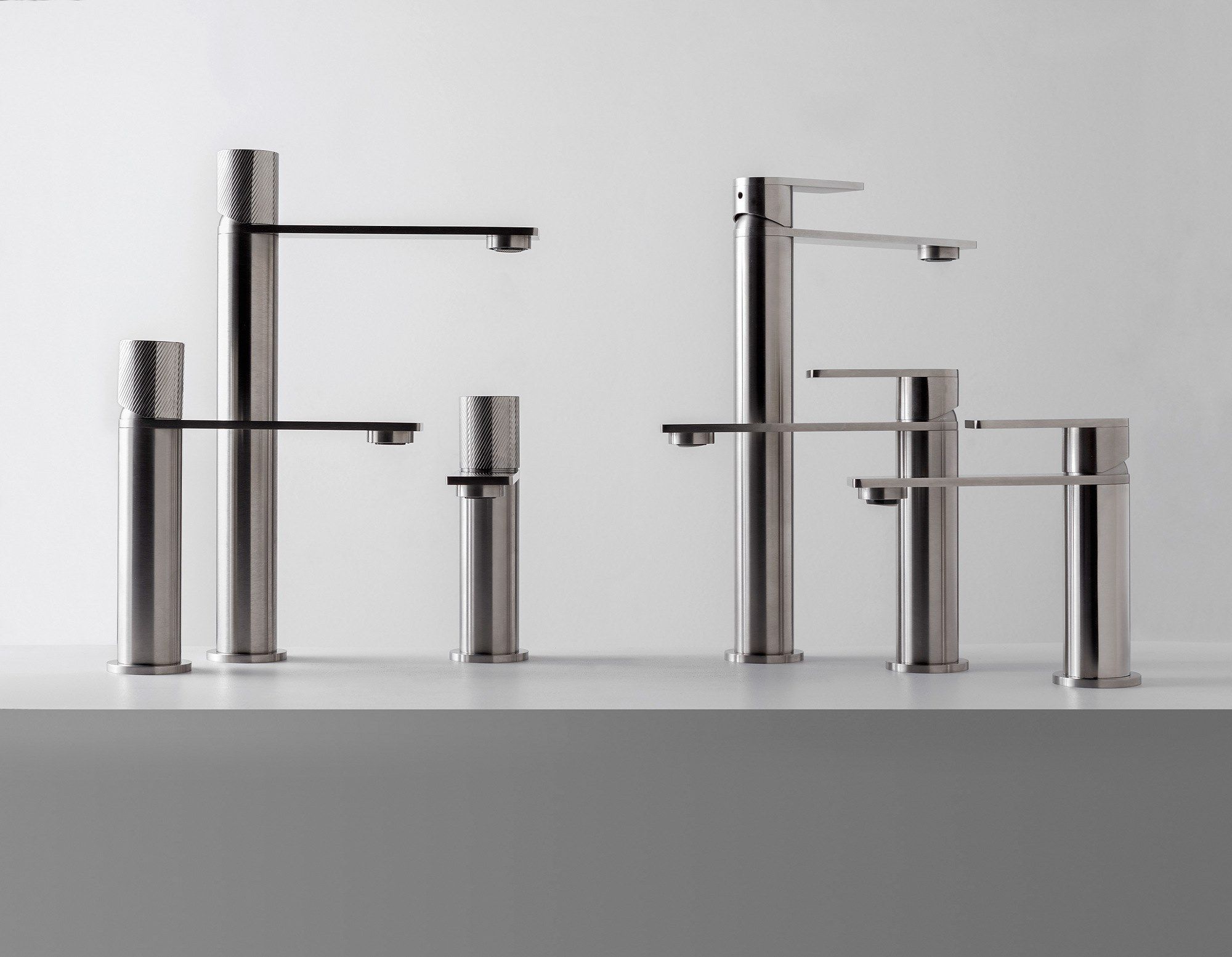 Смеситель для раковины из нержавеющей стали с одним отверстием Rubinetterie Treemme 3.6 ARCH-00122347