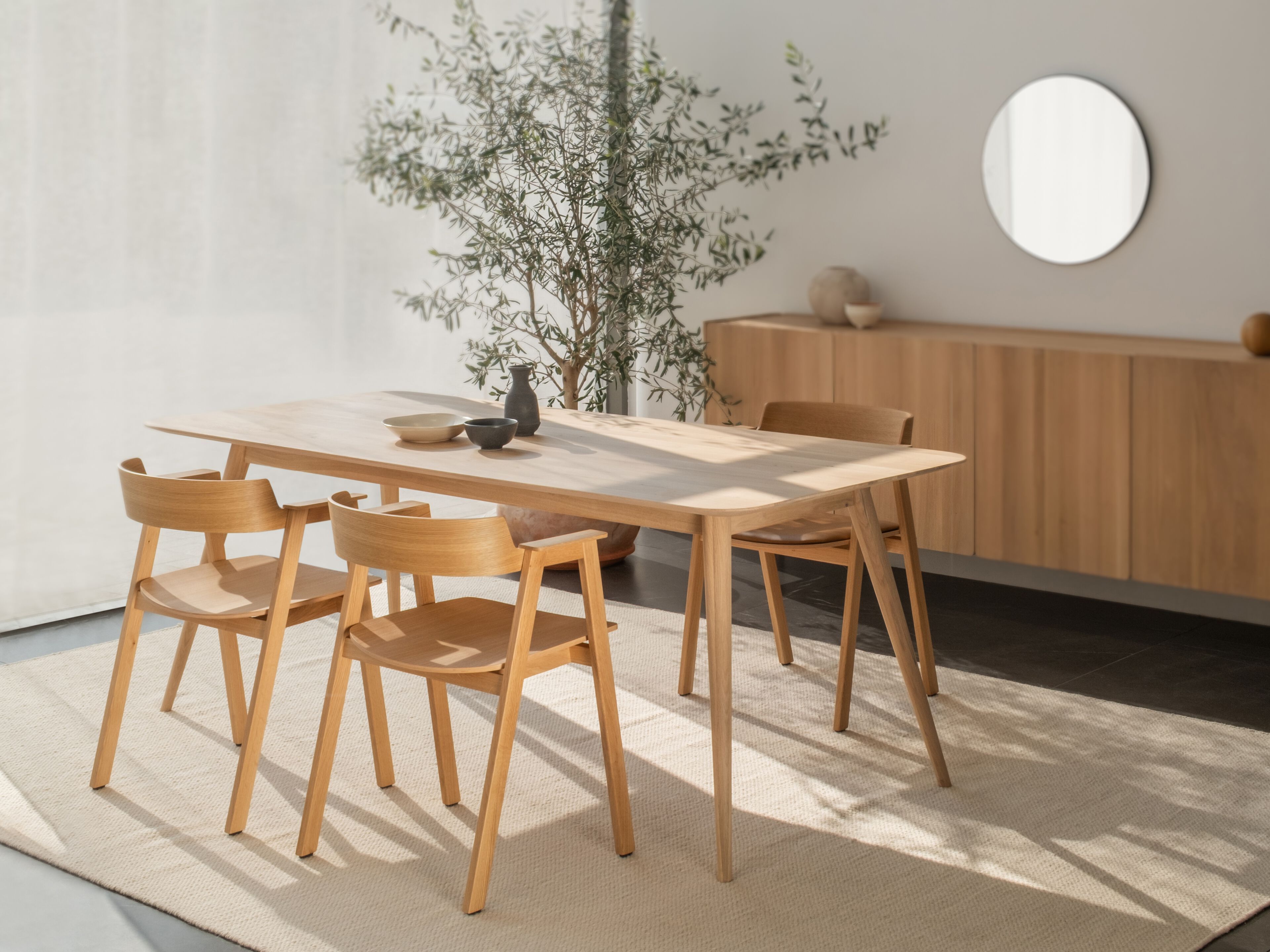 Дубовый стул с подлокотниками Gazzda FLIP ARCH-00129100 - Вид №2