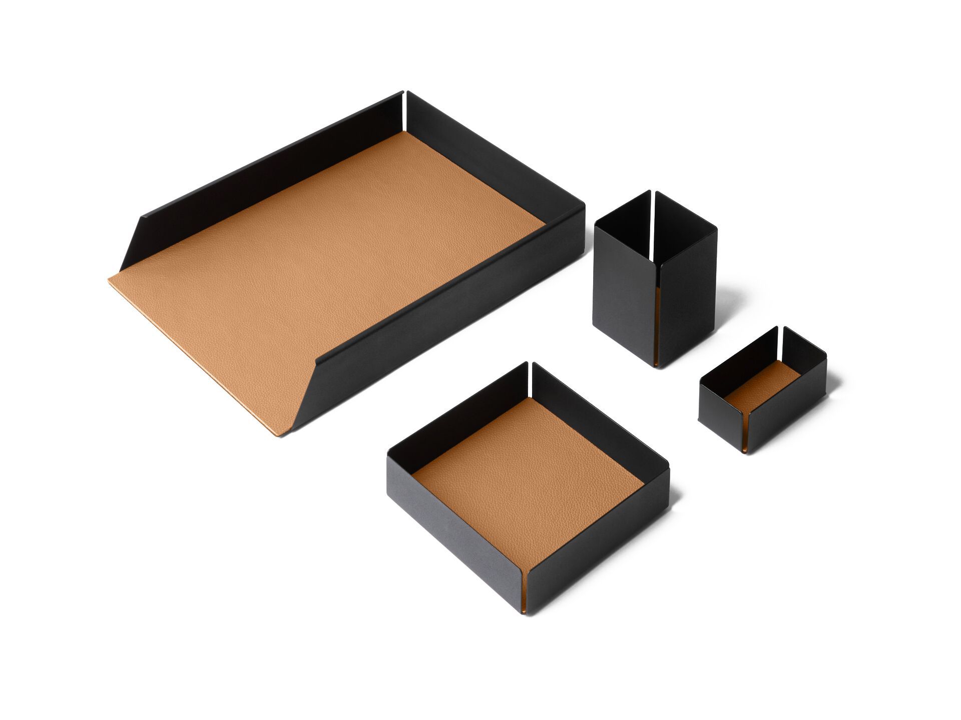 Набор столов из стали и кожи EGLOOH Dafne ARCH-00003820