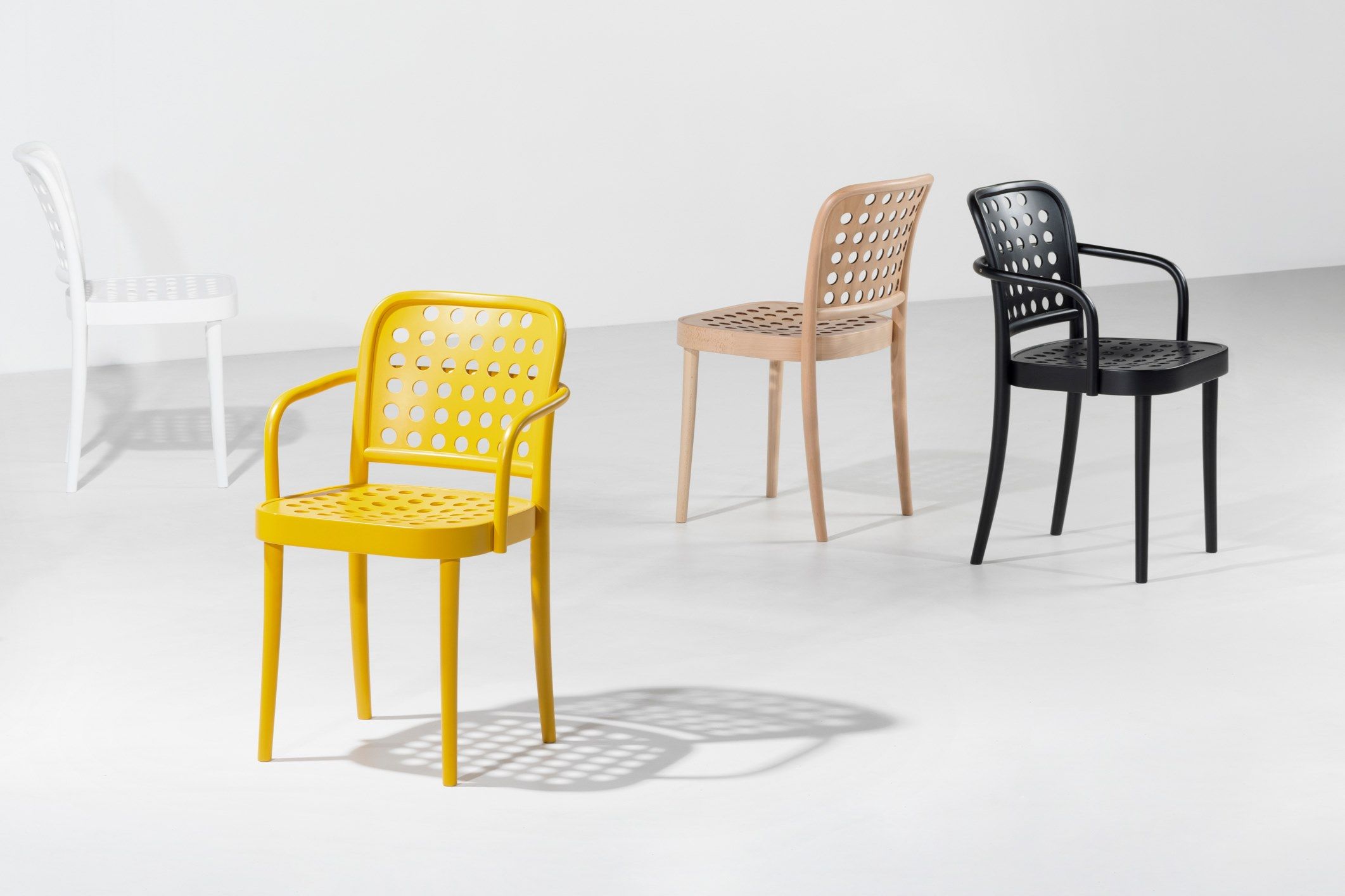 Деревянный стул с подлокотниками TON 822 ARCH-00150109 - Вид №4