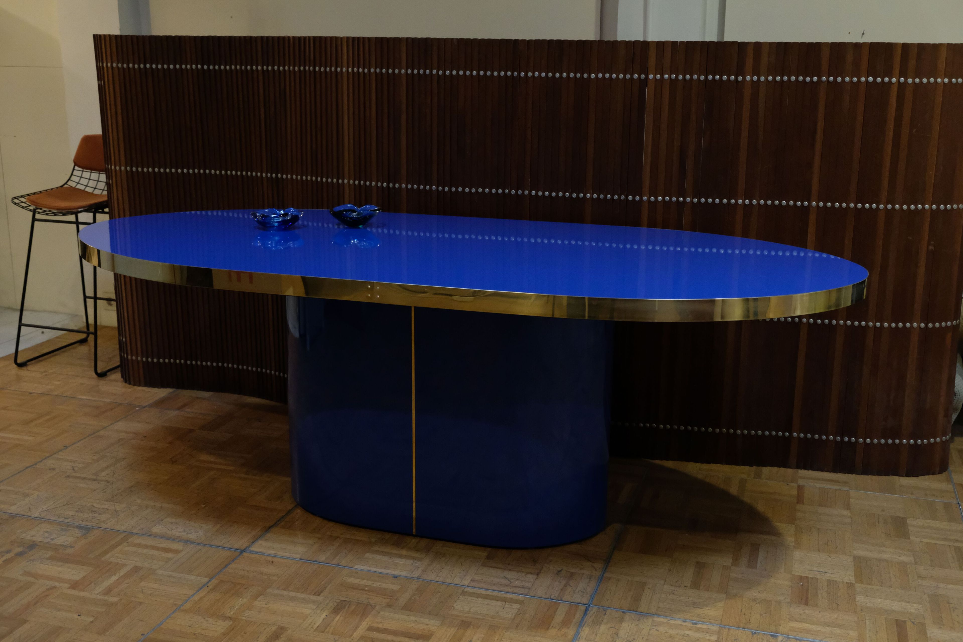 Овальный стол из ламинированного стекла Jover+Valls Antique Boutique-Malibu ARCH-00078749 - Вид №4