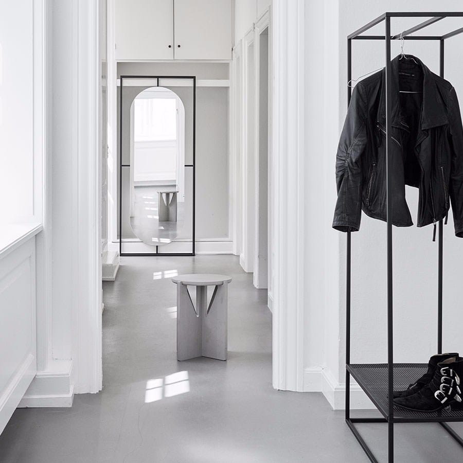 Стальная вешалка для одежды Kristina Dam Studio GRID COAT STAND ARCH-00097802 - Вид №2