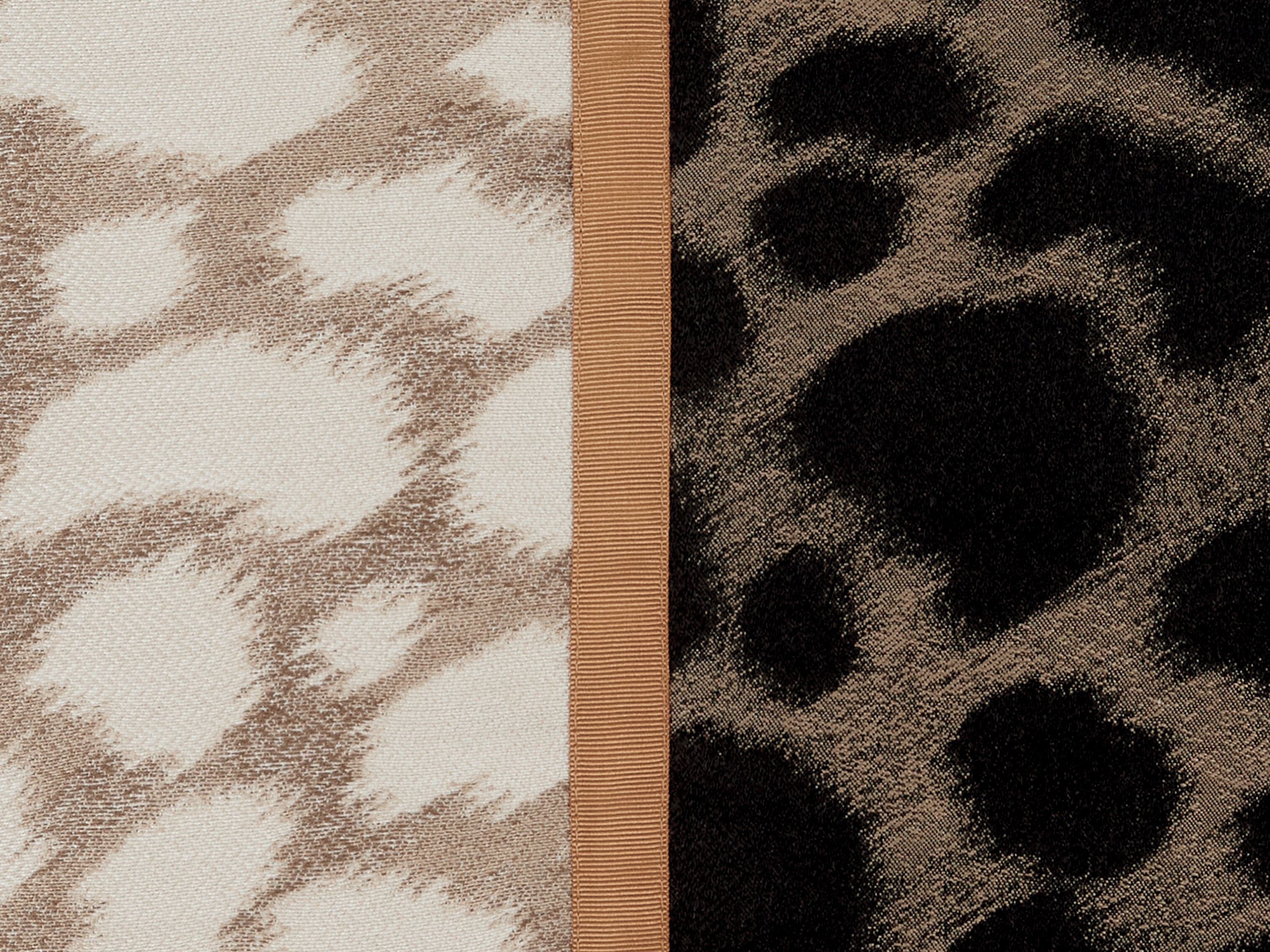 Квадратная подушка K-3 Tora ARCH-00010176 - Вид №2