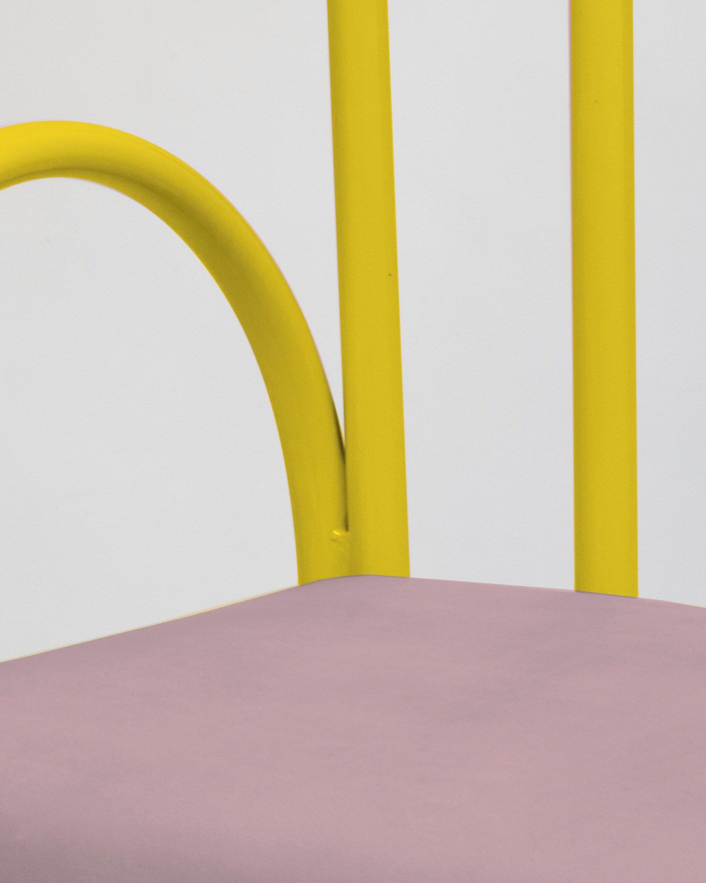 Высокий металлический стул с мягким сиденьем Houtique ARCH-00114337 - Вид №4